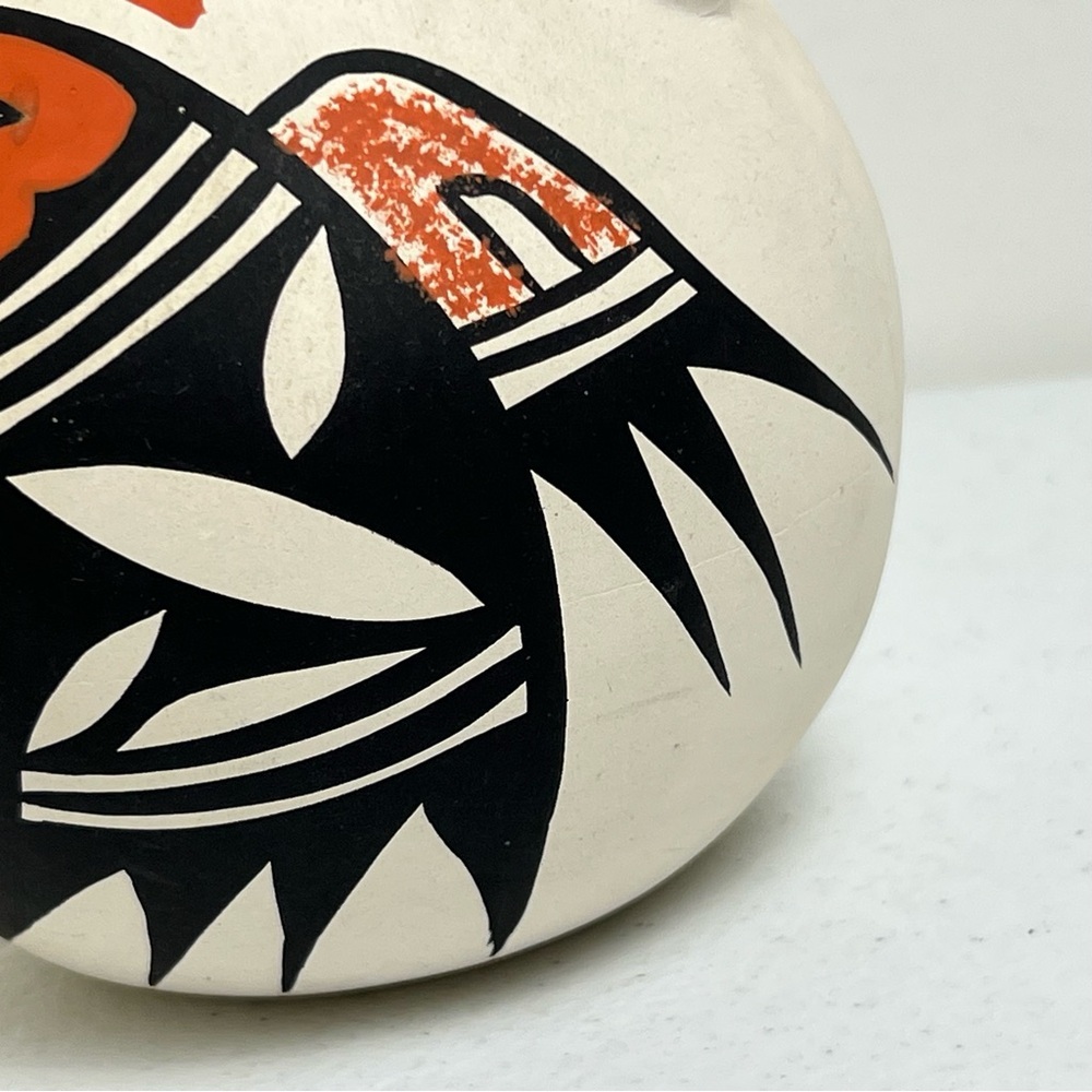 VTG Native American Jemez Pueblo Pottery Canteen Signed L. Toya Hand Painted - Picture 8 of 10